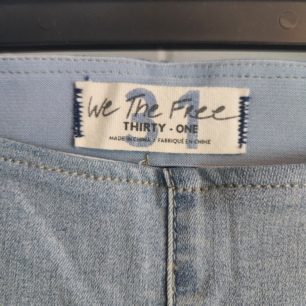 NWOT We The Free Flared Denim Jeans - Picture 4 of 9